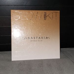 Anastasia Sunkissed Glow Kit